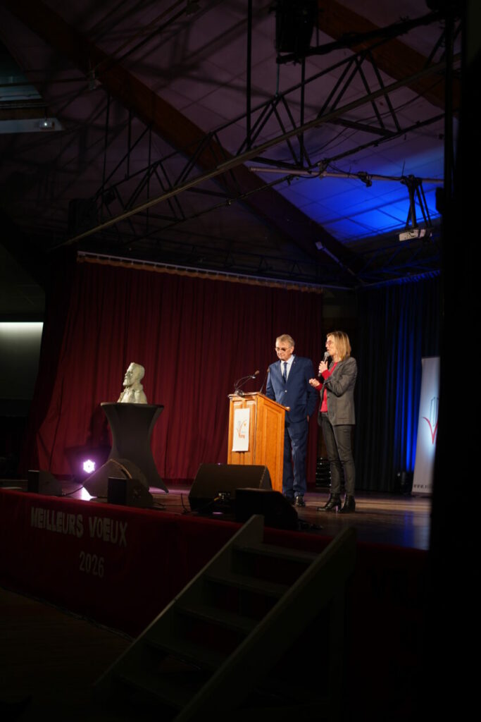 Agnès Pannier Runacher aux voeux de Vimy accompagné du maire de la ville